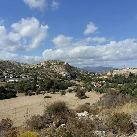 Romios * Kalavasos