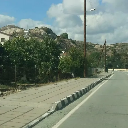 Romios * Kalavasos